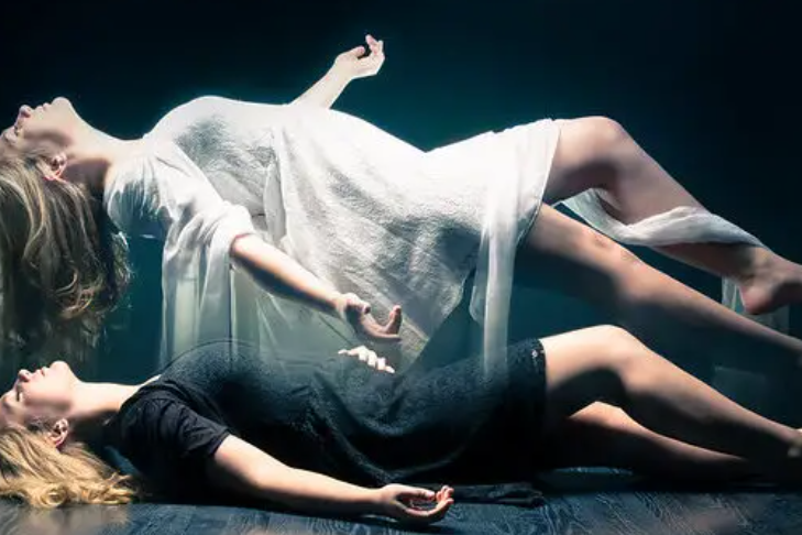 What does it symbolize when a person who passed away appears in your dream